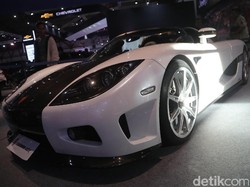 Sayang Banget, Mobil Seharga Puluhan Miliar Sengaja Ditabraki