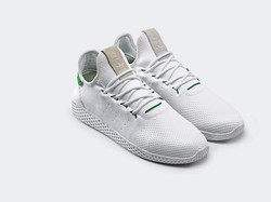 Pharrell Williams Kolaborasi Bareng Adidas Rilis Sneakers Mirip Stan Smith