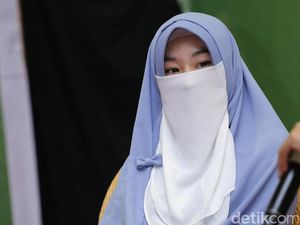 Kisah Larissa Chou, Gadis Tionghoa Pindah Keyakinan di Usia Remaja