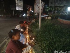 Komunitas Warga di Kupang Gelar Aksi Lilin untuk Ahok