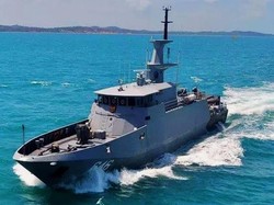 Tim Patroli KRI Temukan Yacht Singapura yang Sempat Hilang