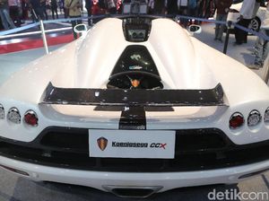 Simbol Hantu di Mobil Super