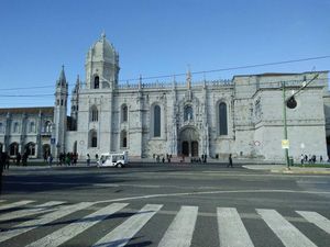 Melihat Jeronimos, Tempat Pengembara Vasco da Gama Portugal Berdoa