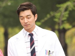 Heboh Foto Karyawan KFC di Filipina Mirip Gong Yoo