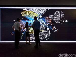 UI dan UGM Bersaing Jadi Kampus Terbaik di Internet