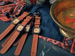 Bikin Jam Tangan Kayu, Pria Ini Raup Omzet Rp 48 Juta/Bulan