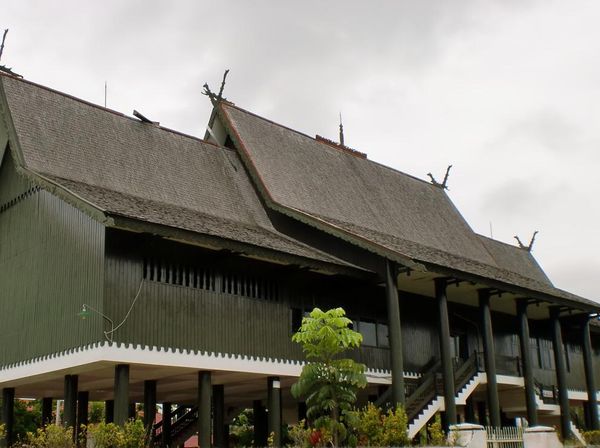 Foto: Rumah Betang yang Disebut Maruf Amin di Debat Cawapres 2019