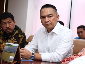 Ini Strategi Ari Askhara Tekan Kerugian Garuda Indonesia
