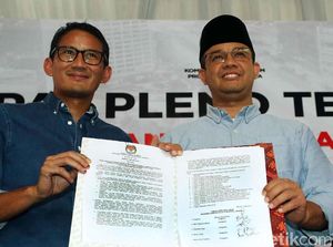 Usai Dilantik, Anies-Sandi akan Disambut Palang Pintu di Balai Kota