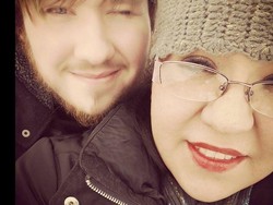 Khawatir Merusak Kursi, Staf Salon Tolak Perempuan Bertubuh Besar