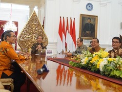 Presiden Jokowi Bertemu Pimpinan KPK di Istana