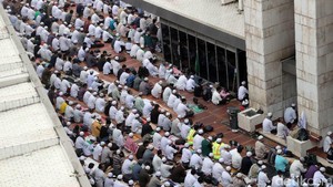 5 Hadits Keutamaan Hari Jumat, Waktu Pelipatgandaan Pahala Sedekah