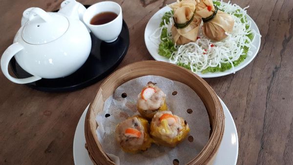 Di Kawasan Pecinan Bisa Menikmati Teh China Bersama Dim Sum