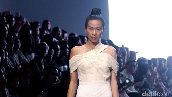 Foto: Koleksi Busana Terbaru Jeffry Tan