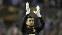 Sergio Romero: 15 Kali Main, 10 Clean Sheet, 5 Kali Kebobolan