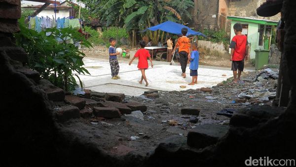 Kampung Kumuh di Kalipasir, Menteng