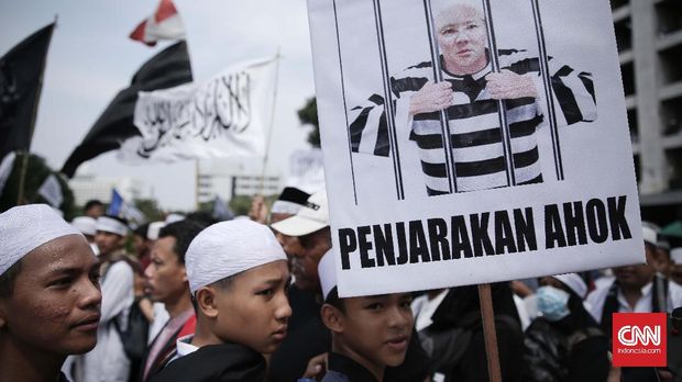 Aksi GNPF MUI menentang Ahok, Jakarta, 2017.