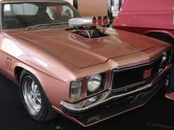 Warna Mobil Tua Bakal Kian Kinclong Jika Diberi Pelindung Cat