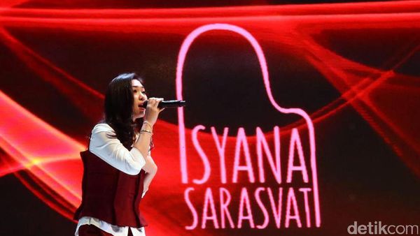 Penampilan Istimewa Isyana Sarasvati