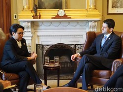 Bertemu Ketua DPR AS, Menlu Retno Bahas Investasi hingga Terorisme