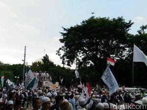 Usai Orasi di MA, Massa Aksi 55 Kembali ke Masjid Istiqlal