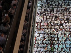 Doa Sholat Tarawih dan Witir Lengkap Arab, Latin, dan Artinya
