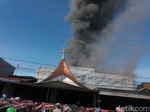 Toko Busana di Makassar Terbakar, 1 Orang Tewas