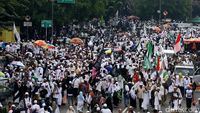Massa Aksi 55 Longmarch ke Mahkamah Agung