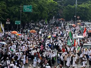 Massa Aksi 55 Longmarch ke Mahkamah Agung
