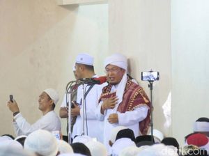 Aa Gym ke Massa Aksi 55: Jangan Horor, Tetap Tersenyum