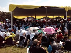 Ribuan Guru Honorer di Garut Tuntut Kesejahteraan Layak