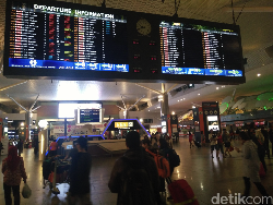 Kemenpar-Garuda Dorong Bandara KL Perluas Akses ke Indonesia