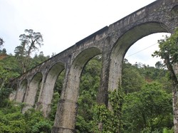 Ini Jembatan di Padang yang Instagramable