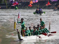 Buka Lomba Dayung, Risma Ingin Muncul Atlet Berprestasi Surabaya
