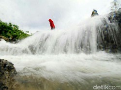 Liburan Ke Aceh, Nikmati Segarnya Air Terjun Rayap