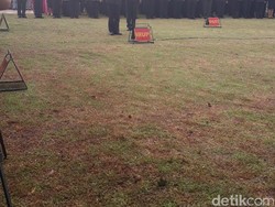 Kapolri Pimpin Upacara Pemakaman Jenderal Purn Widodo