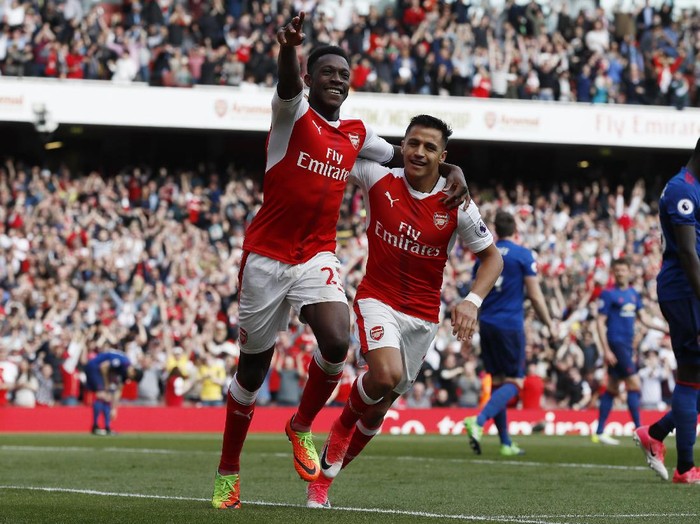 Arsenal Taklukkan MU Dua Gol Tanpa Balas