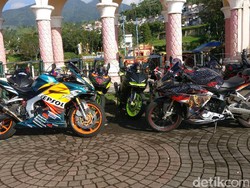 Icon, Komunitas CBR250RR Jabodetabek Turing ke Puncak