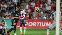 Gol kedua Morata yang juga terakhir dalam laga ini. REUTERS/Pepe Marin.