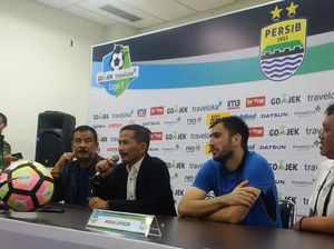 Manajemen Persib Restui Djajang Mundur