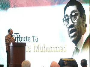 Para Tokoh Mengenang Kembali Kiprah Mr Clean Marie Muhammad