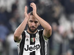 Rumah Taruhan Unggulkan Juventus Juara, Higuain Cetak Gol