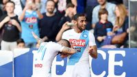 D   ries Martens Dua Gol, Napoli Kalahkan Cagliari 3-1