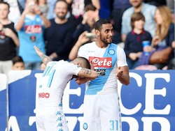 Dries Martens Dua Gol, Napoli Kalahkan Cagliari 3-1