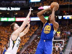 Durant 38 Poin, Warriors Selangkah Lagi ke Final Wilayah