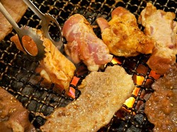 Di 5 Restoran Ini Bisa Makan BBQ Daging All You Can Eat