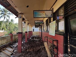SD di Serang Ini Rusak Diterjang Banjir, Ujian Sekolah Tertunda