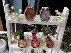 Koleksi Jam Tangan Furla yang Penuh Warna Hadir di Indonesia