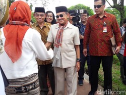 BJ Habibie: Tragedi Mei 1998 Tidak Boleh Dilupakan