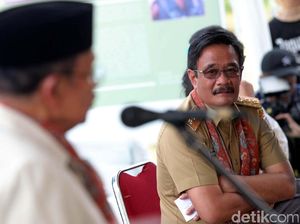 Ahok Divonis 2 Tahun, Djarot Tetap Fokus Bekerja Ahok Divonis 2 Tahun, Djarot Tetap Fokus Bekerja